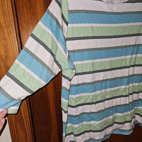 Croft & Barrow Top - Picture 2 of 5